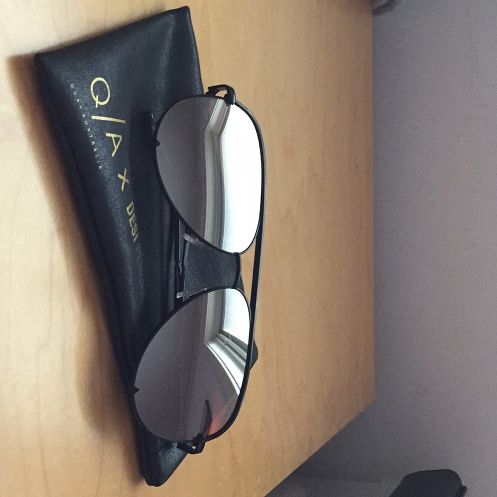 Quay Australia Reflective Silver & Black Aviators